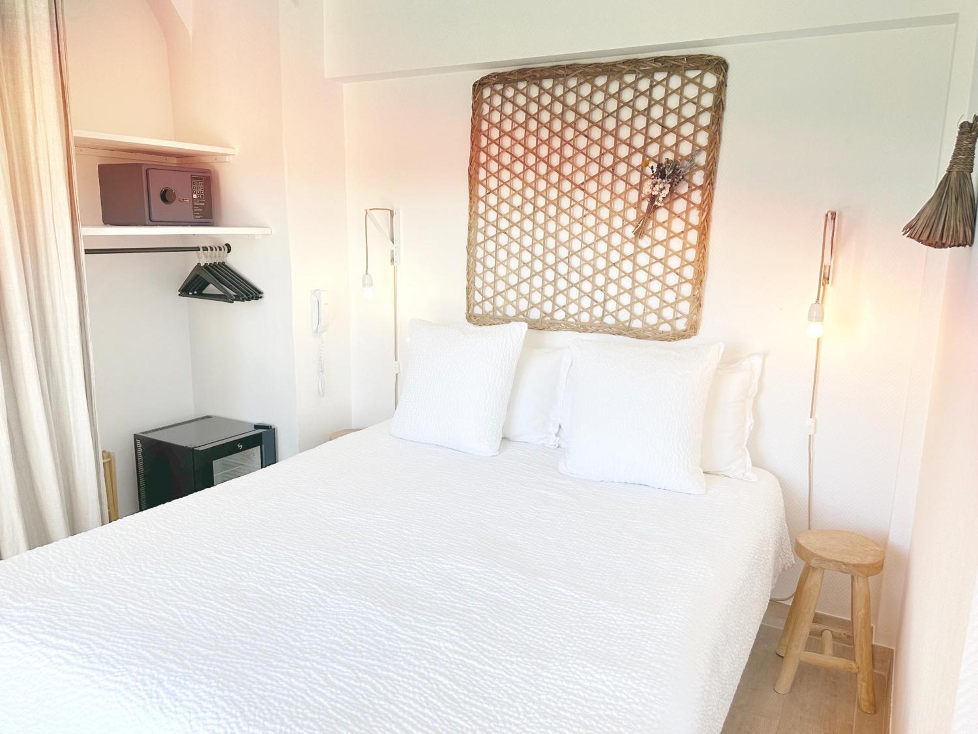 Blanc Sable Hotel Golfe-Juan Room photo